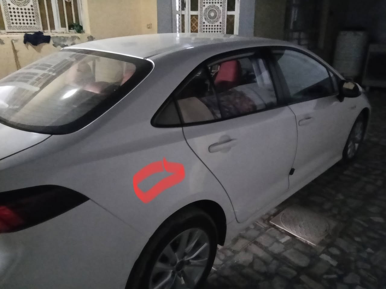 كورلاء هايبرد مديل 2023 سيارة نضيفه  رقم بغداد تحويل ثاني يوم وماتصرف ربع عليه تبريد ومكينه وكير شرط الفحص بيه ماشيه 31 الف حقيقي تروح تفحص بس رصعات ومال شارع واني موضح بالصور البارد مالته  استفسار على الرقم *********** السعر 145 وبيه مجال بسيط
