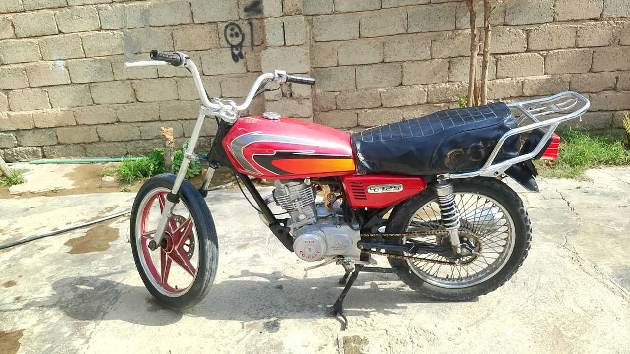 اعاده النشر بسبب الوعود الكاذبة 
دراجه نضيفه للبيع ب 150 قفل بدون عمله دراجه جانت تشتغل بهندر واحد قبل يومين البارحه وليوم بيها عته وماعرف شنو سبب لا تجي خاص ودكوم تبجيج اذا تريد تحط عليها بل زايد ١٥ بل زايد بل مشي سريعه حيل


**إذا كنت صاحب هذا الإعلان وتريد حذفه لأي سبب، رجاءا أرسل رسالة إلى الدعم الفني**