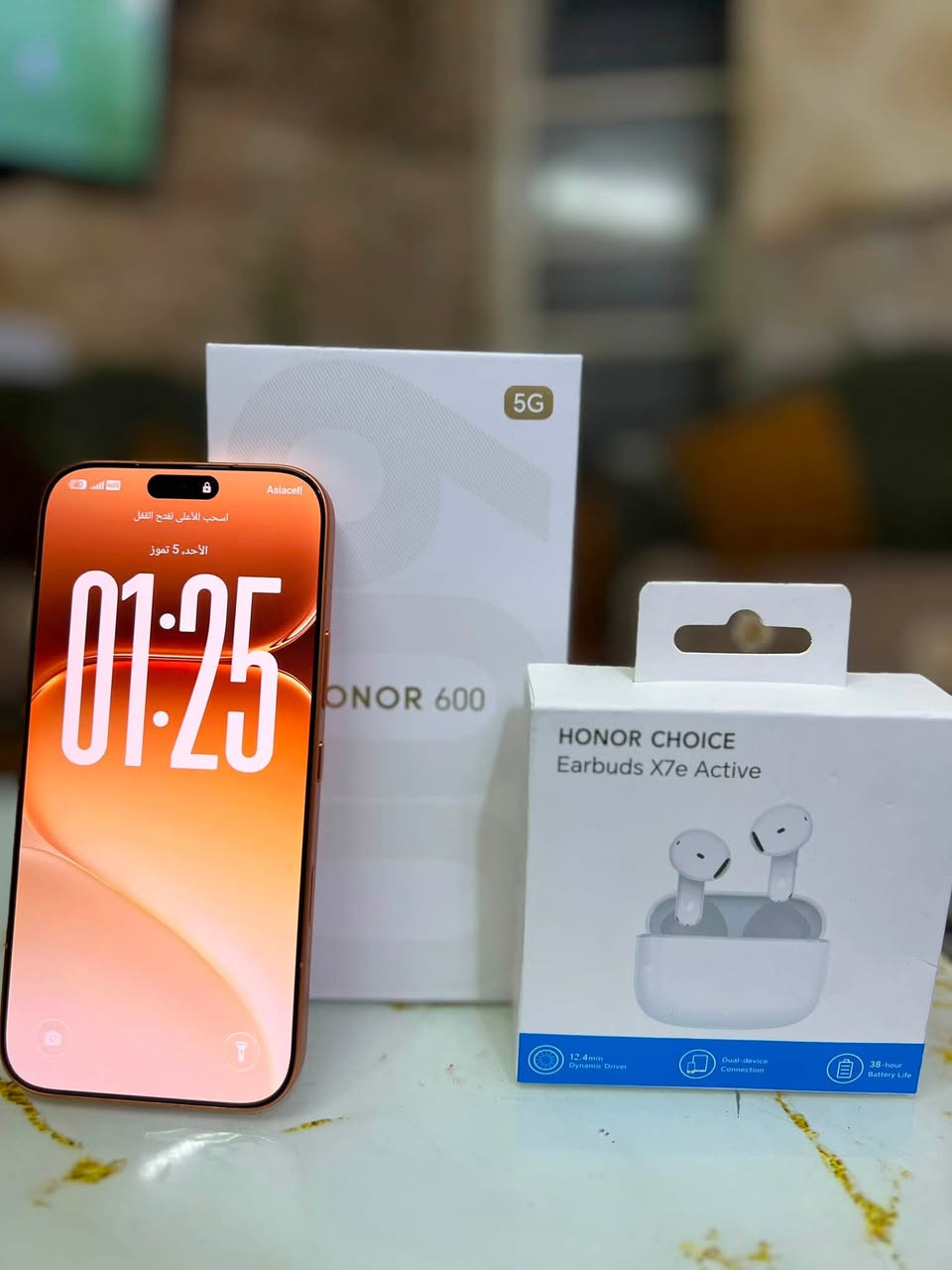 السلام عليكم
للبيع هونر 600 عادي  5 G الجهاز ذاكره 256 عشوائيه 8 الجهاز جديد صار 10 ايام من مشتري الجهاز كامل ملحقاته الشاحنه و الكفر مع الهديه الايربود الجهار معروض للبيع فقط  اعتذر من المراوس عارضه 550 الف مكاني بغداد الامين الثانيه تواصل رقم ***********
