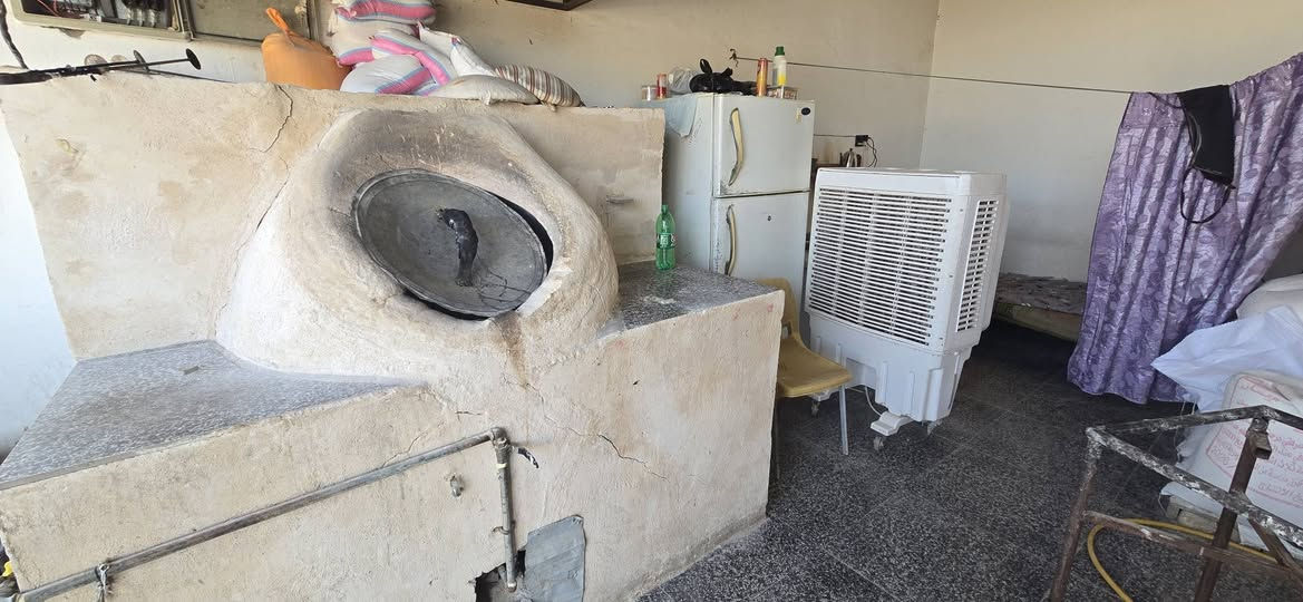 السلام عليكم اخوان مخبز جاهز للايجار يخبز يوميا 800و900و1000 العنوان ميسان امغربة الشيشان الاولى السايدين بين الموضفين والشيشان الاولى مخبز نظيف واغراض جديدة الاستفسار الاتصال ***********
