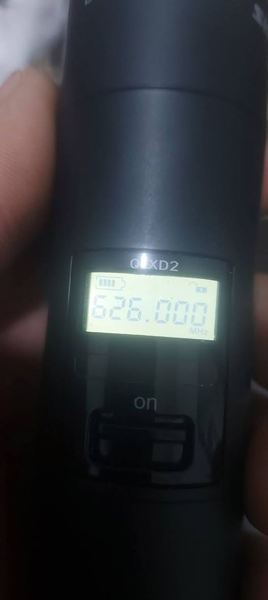 للبيع مايك بيتا 58 صناعه مكسيك فقد يده بعدو جديد بجيس علا تردد الشركه بدون جهاز  اسعر 40  اتصل ***********
