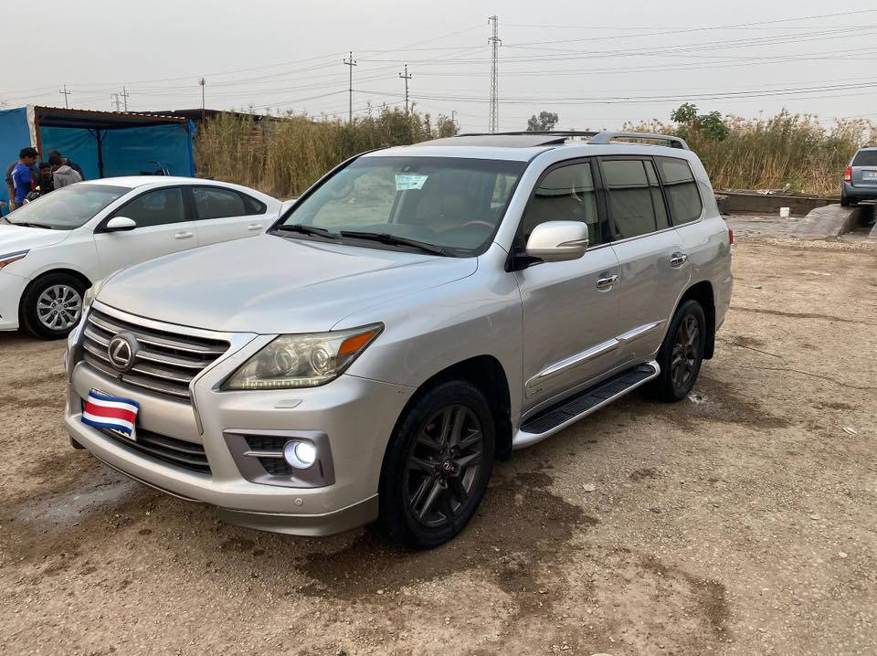 السلام عليكم 👋

✅✅  لكزز بريم ٢٠١٣  ✅✅
رقم بغداد دولي
🛑🛑 مواصفات البريم المعروفه

محرك 8 سليندر 5700 

🛑 كير مكينه حداديه دواخل كلها جديده

 
🛑 فتحه سلايت 

🛑 سلاجة 

🛑 تبريد مركزي 

🛑 5 كاميرات 

🛑 مرايات شفط 

🛑 شغال 

🛑 شاشات خلفي 

🛑 حساسات امامي+خلفي 

🛑 رادار امامي 

🛑 بصمه مع ابواب كلها بصمه 
🛑 سستم صوت 17 سماعات 🔊

🛑 كشنات حار بارد خزن 

🛑 جكات

وباقي مواصفات لكزس المعروفه ✅

 سياره جديده بدون اي نقص 💯
بشرط تحويل رقم جديد فحص وهزه كله جديد 💯 

***********
***********
