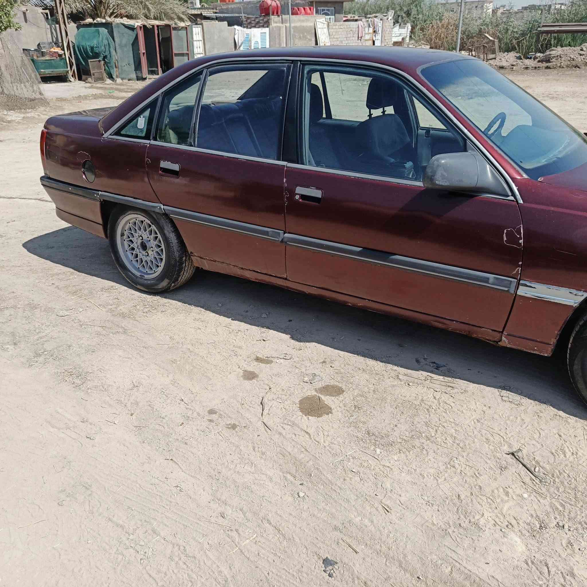 للبيع موديل ٨٨ كفالة من ضربة رقم كربلاء سنويه ٢٠٢٩ 
تبريد شغال  محرك كايم فقط حدادية جديدة منظومة بريك جديد تخم تاير جديد شواصي بلادي لامصلحات ولابيهن خياس 
مكان بابل مركز
سعر20$مجال بسيط
***********
