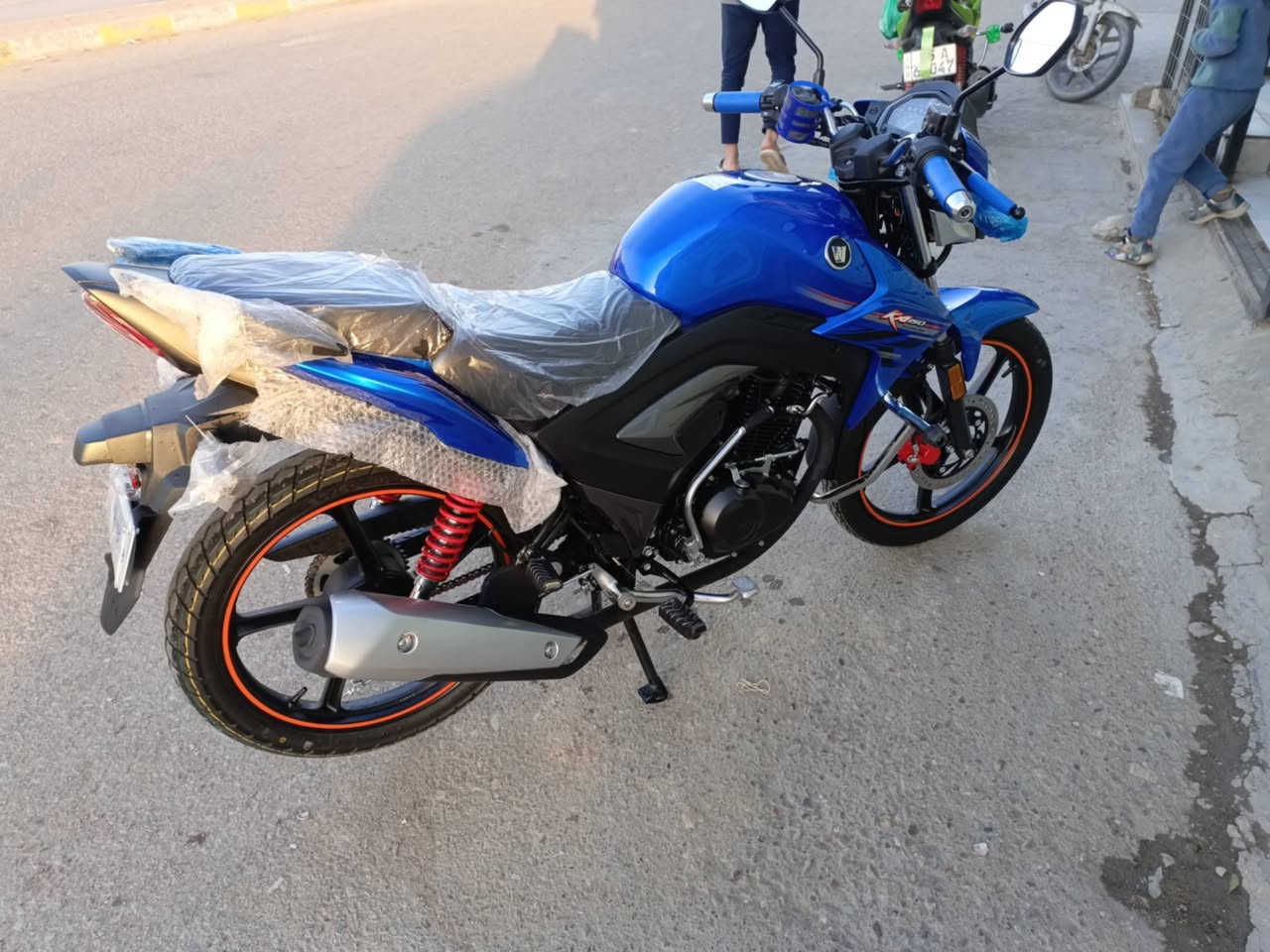 البيع دراجه هاوجي 2023 
زيرو قبل سبوع شديته
   السعر  17
اوراق وكمرك كامل 
العنوان الرمادي الصوفيه 
ا


**إذا كنت صاحب هذا الإعلان وتريد حذفه لأي سبب، رجاءا أرسل رسالة إلى الدعم الفني**