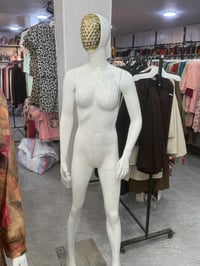 للبيع ٧ ملكانات مثل الي بالصوره  مكاني بغداد التاجي   ‭٠٧٧٦ ١٧٨ ٩٥٠٤‬