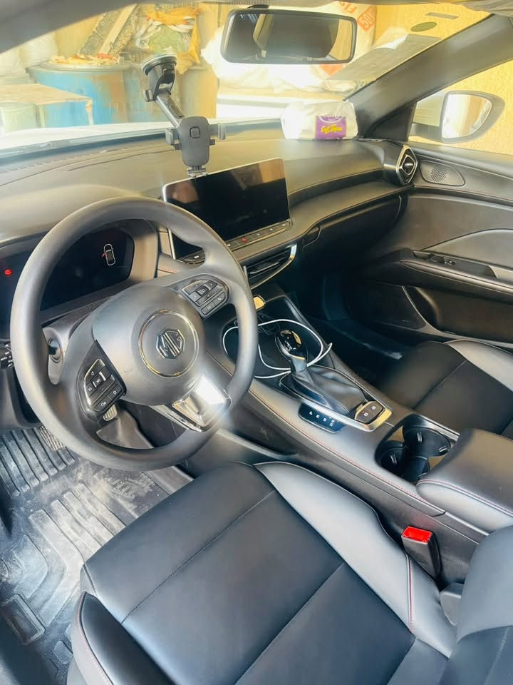 للبيع MG5 GT 2025 كفاااااالة 
بيع سريع
$ 119 
***********
***********
