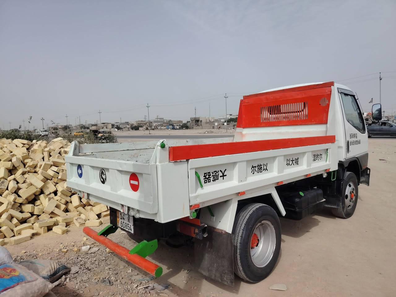 السلام عليكم كنتر بزون الموديل 2000 شاصي مكفول محرك خيرمن الله رقم بصره سنويه ل 2029 رقم *********** (***********
