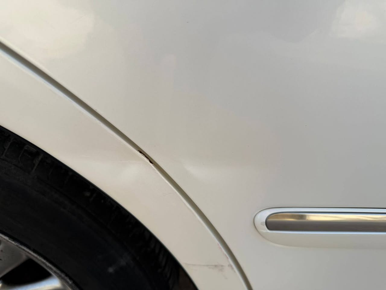 سلام عليكم
سياره شاهين اثلت موديل 2004
شاصي 82 
مكينه3000
كير مكينه كفاله 
سياره كفاله بيها جاملع امامي صفحة سائق مبدل ول قطعه بلاد ونفس لون 
وباب سايق بارد خفيف وبيها مدكر خلفي طعجه 
سياره 3دكم 
سياره حلوه ونضيفه وخير من الله
سعر خاص 
رقم الهاتف:***********
