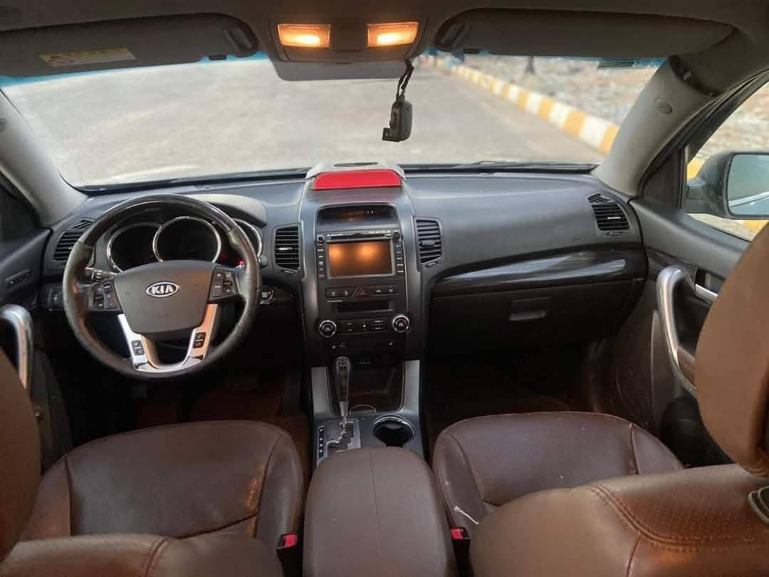 سيرينتو. فول موصفات
سوبر جارج قتصادي 

مكينة كير سيارة مفولة جديدة 
دوخل جلد 
 تحكم كهربائي كشنات  شاشة لمس  

رقم وسنوية ورقم شاصي طبق الاصل. شرط حاسبة  
 موصفات هواية بيها مذاكرهم تخم تاير.  سيارة كاملة مناقصها اي. شي. 

سعر 62 ورقة وبيها مجال.


**إذا كنت صاحب هذا الإعلان وتريد حذفه لأي سبب، رجاءا أرسل رسالة إلى الدعم الفني**