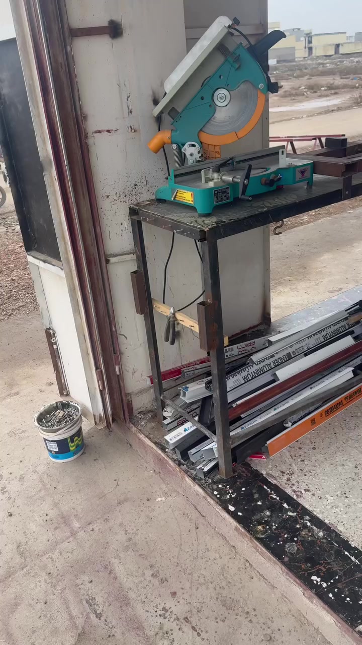 للبيع شلع مكاني بغداد صابيات ***********
