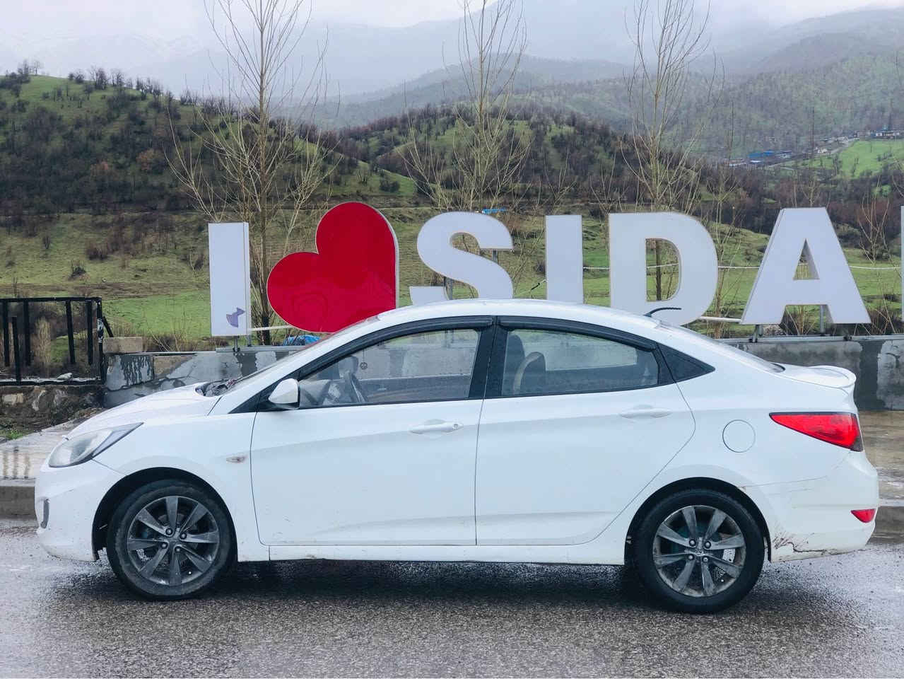 .﷽ 

سحر ٧٢ مەجال ( گۆرینەوە +فرۆشتن )

ئەکسێنت ٢٠١٢ 
مەنەفێست ئەسل فسفۆر 
گێر عادی مەکینە ١٦ مەرغووب
سبوخ ٢ پارچە بێ ناوگرتن
گێر مەکینە بەشەرت 
چار تاو ویلی نوێ 
کارەبایاتی مەزبوت هەمو گێچەکانی یش دەکەن 
دەقی شەریکە 
شوێن / سیدەکان 
ژ.م/*********** Singapore
