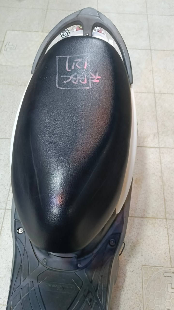 السلام عليكم
دراجه منغولي حديث دراجه واحد على واحد نظافه 100 بل 100 ماشيه 29 ألف دراجه فول لفول تجي تفحص صارلي 15 يوم من منزلها من رمبه السعرر1350 وبيها  مجال العنوان بابل المسيب رقم لهاتف ***********
