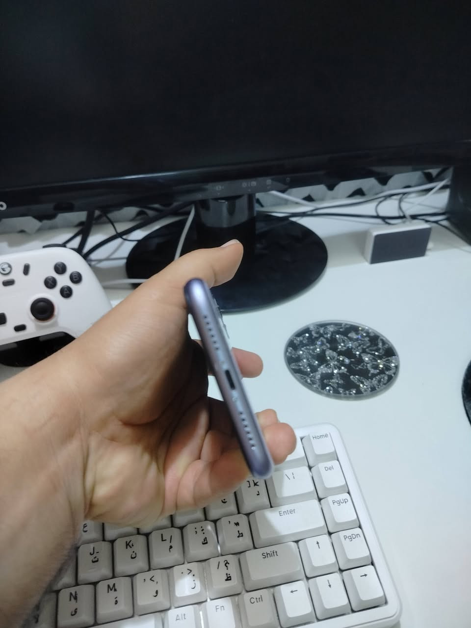 السلام عليكم ايفون 11 عادي و ايفون 12 برو ماكس التفاصيل 👇👇👇
ايفون 11 عادي مبدل ضهر و شاشه اصليه كله شغال مابي اي عطل او باقي المواصفات ذاكرة بطاريه بالصور سعرة 200 ألف 
ايفون 12 برو ماكس حطيته عله الشحن او طفه ابيعه بلوكة عله حطته فقط اكفلك سرقه سعرة 100 ألف 
او اذا اثنينهن ب 250 او الاسعار ثابته مانزل مكاني بغداد الجديدة تواصل خاص مفتوح


**إذا كنت صاحب هذا الإعلان وتريد حذفه لأي سبب، رجاءا أرسل رسالة إلى الدعم الفني**