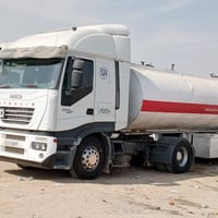 إسلام عليكم افيكو البيع موديل 2006 تانكي بويلر مقلف 17 سياره فول مواصف...