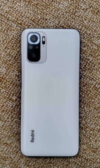 ريدمي نوت ١٠ اس • ١٢٨ • فطور خفيف