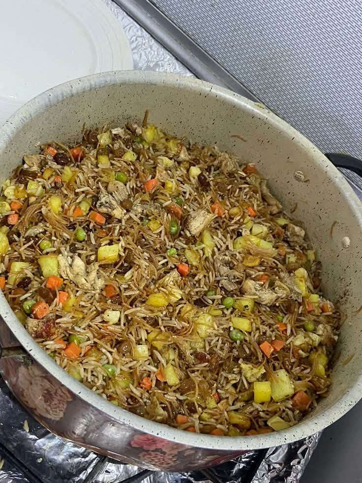 السلام عليكم
اني عندي بيج طبخ اوفر ڪل انواع الاكلات الشرقيه والغربيه اي شي يعجبكم من معجنات وحلويات والكبه والدولمه والبرياني والفطائر والدونات 

وايضاً مستعدين لتجهيز بوكسات وتوزيعات المجالس الحسينيه 

للتواصل على الرقم واتساب 

*********** 

اول على الإنستغرام maz_0j

او على الفيسبوك (مطبخ مزاج)
