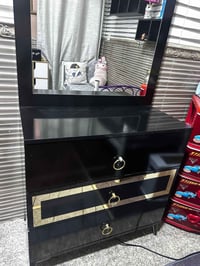 ميز تواليت • أثاث • غرفة نوم