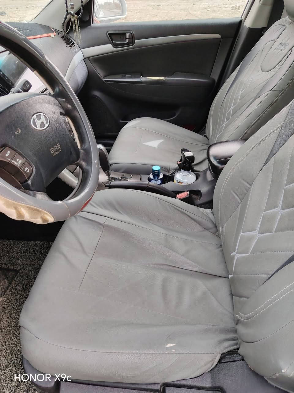 السلام عليكم ورحمة الله وبركاتة
سوناتا موديل ٢٠١٠ وارد كوري بدون صبغ بدون ظربه جاهزه من جميع النواحي تخم تاير حداده تبريد رقم دولي الجديد تريد تحويل تريد وكاله سعرها ١٢٠ وبيها مجال حك جيتك مكانها البصره رقم تليفون
***********
