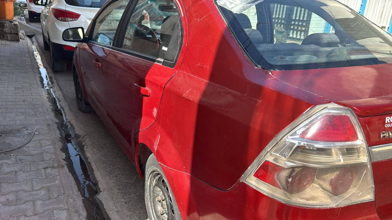 السلام عليكم
افيو  اوتو موديل ١٠  مصبوغه عام 
محرك  وكير. وشواصي مكفولات 
بيها ضربه بلجنطه  بلجاملغ الوره 
وارد امريكي محرك مسكر 
بيع او مراوس
للاستفسار اكثر 
***********
