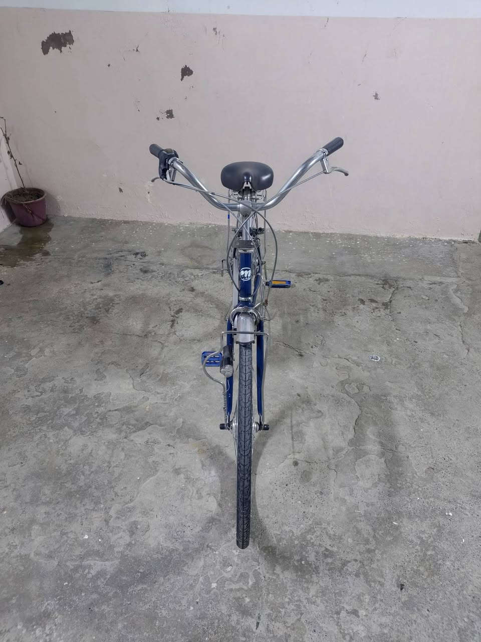 بايسكل عبد الحليم شحن حجم 26 للبيع سعره 120 اللي يريد ينتصر على هذا الرقم***********
