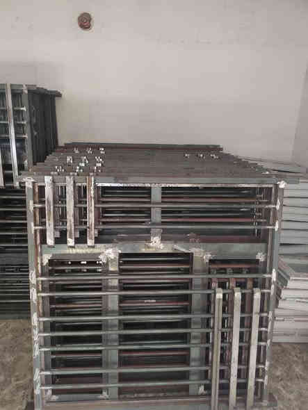 السَلآْم عَلْيُكّمٌ وٍرٍحَمُةّ الله وٍبُرٍكآتُهْ ورشه الجــبوري
للحـداده العـامه 

ابوب_شبابيك

مضلات_كي_سبان

سندويج_بنل

وكل ما يخص الحداده
 اسعار جدآ مناسبه 
اسعار خاصه للمقاولين والمهندسين 
عنوان الورشه
هورجب قرب المدارس 
هـ *********** واتسـاب
