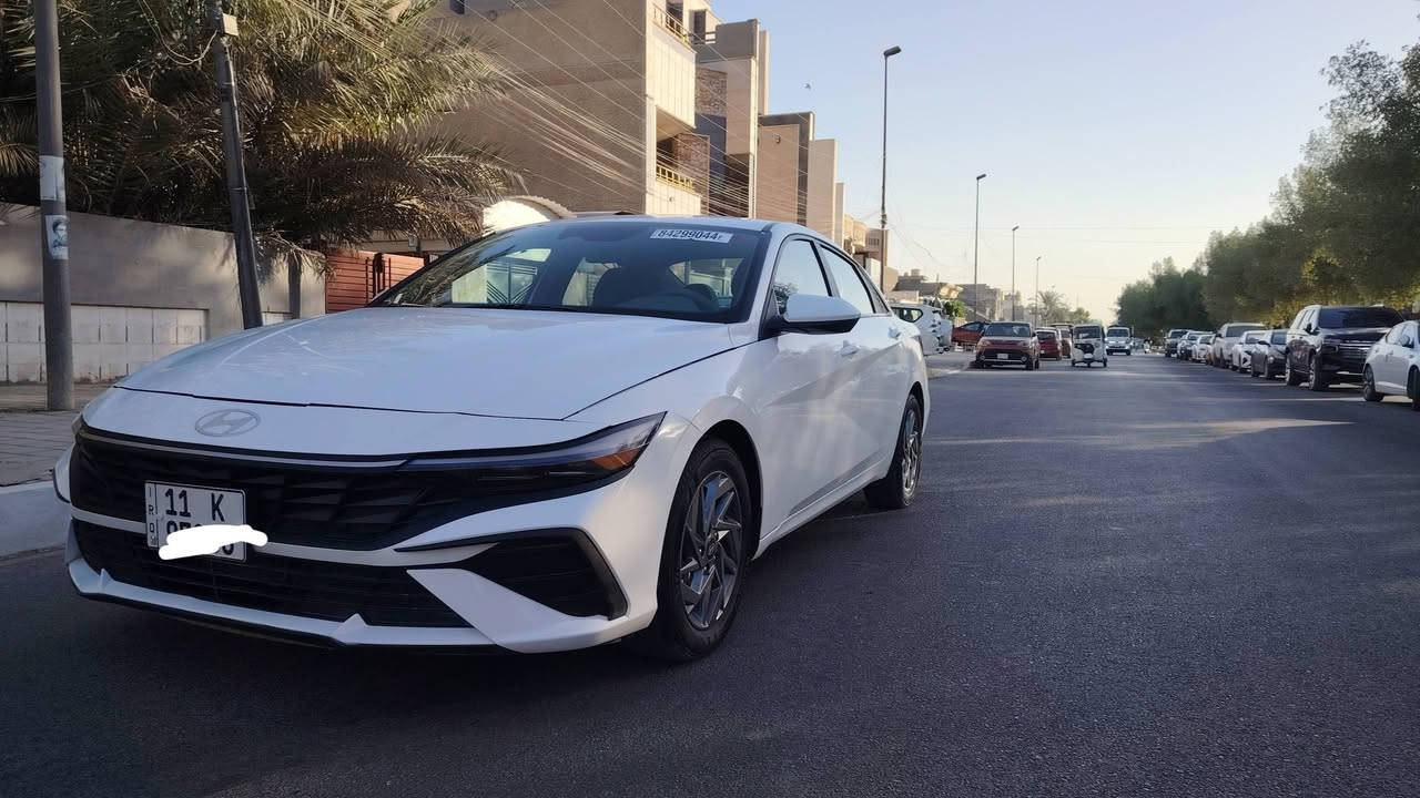 السلام عليكم
اللهم صل على محمد وآل محمد

النترا هايبرد 2024 امريكي حادث مسطرة الجاملغ  وجاملغ خلفي الصبغ البيها فقط جاملغ الخلفي والمسطرة
بجم ابواب كلها كبس بحاله الشركة وكل الصور منشورة  

وبيها طخة خفيفة جدا بالباب ماشر عليها   ماشية 19 الف ميل

السياره بسمي تحويل ثاني يوم

مواصفات حلوة وكلش هواي 

١-بصمة تشغيل ابواب وصندوك. (بصمة ابواب لمس)

2-محرك 1.6

3-كاميره  خلفية دوارة

4-رادارات 360 درجة ( امامي جانبي خلفي ) تمنع التصادم الامامي والجانبي والخلفي

5-التحذير عند فتح الباب

6-تحكمات ستيرن 4 جهات

7-دشبول شاشة 4 وضعيات للعدادات

8- 3 وضعيات قيادة ( عادي سبورت ذكي )

9- مثبت سرعة ذكي ( التحذير عند مغادرة المسار )

‏10-Auto Hold التوقف لفترات قصيرة

11-الهاند بريك بصمة

12-شاشة بلازمة حجم كبير لمس تدعم نظام الابل كار بلي والاندرويد اوتو بدون كيبل يربط التلفون واير ليس و GPS

13-ويل كب ١٧ مميز

14-نظام الصوت Bose عدد السماعات 8

15-تشغيل عن بعُد

16-اضواء ترحيب عند الاقتراب

17-لايت لد 3عدسات وسكنات لد

18-نقطة عمياء

19- لد متغير الالوان 12 لون على طول الدشبول

20- كير اوتماتيك و S وعادي

21-تحديد مسار وقيادة ذاتية  ورادار امامي

22- مانع انزلاق

السعر 161 وبي مجال آن شاء الله

للاتصال:*********** 

عنوان بغداد الشعب
