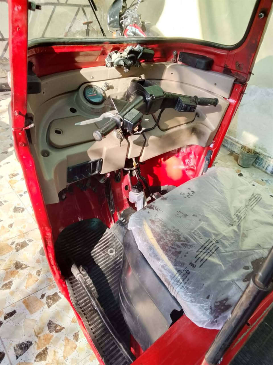 للبيع 2018شهر 9  رقم ديالى مصبوغه جماليه شوفت عينك لا تنقيص لا تبخير كهربائات كله شغاله سعر 5ملاين ونص بيه مجال حك جيه  المكان بعقوبه ***********
