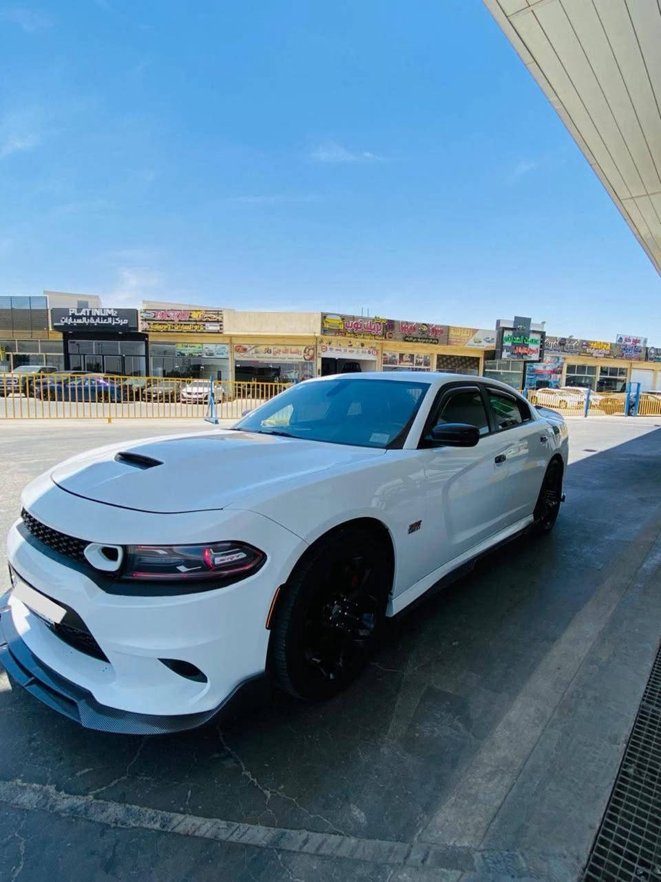 جارجر sxt كندي ١٦ اصل 
حادثهه جاملغ وبنيد
وبيهه جاملغ فقط كلير من امريكا
حداديه جديده توه شادهه
تايرات قبل فتره شادلهه تخم
ماشيه ٩٦ ميل  سياره ما مشتغله لا خط ولا متعبه مالت بيت  ترايك الاربيل
سنويه وهزه جديده مرقم بصره موجوده بل بصره
*********** البصرة, العراق
