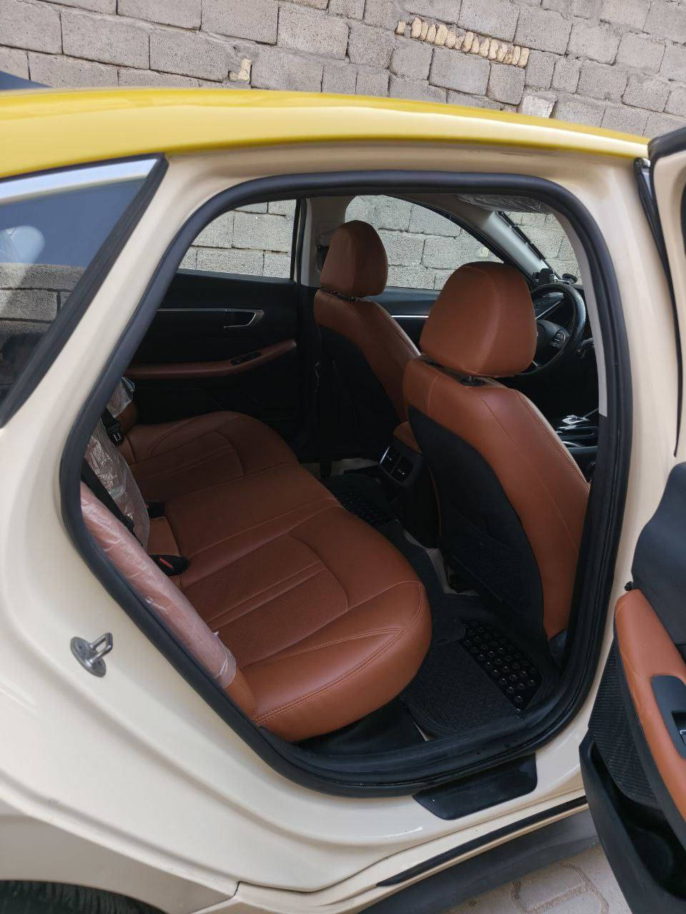 السلام عليكم
سوناتا هايبرد 2023 تكسي الخليج بيع او مراوس ب7 راكب سورنتو سنتافيا 
رقم بصره خصوصي  
سياره نضيفه خير من الله 
خليجية فول مواصفات 
المواصفات⚔️
1/كير دكم 
2/حساسات أمامية 
3/حساسات خلفيه 
4/أوتو هولد 
5/سايد بريك بصمه 
6/شاشه كبيرة 
7/بصمه تشغيل 
8/بصمه بيبان 
9/جنطه ذكية فتح عند الاقتراب 
10/تشغيل عن بعد 
11/مري شفط
12/اشاير بالمري
13/السياره دواخل بلاد مشمشي
14/ماسحات أوتو 
15/اضويه أوتو
16/لايت عدسه ذكيه 3 ارتفاعات 
17/شاشة اعطال 
18/تايرات نضيفات
19/ وضعيات قيادة اربع مودات 
CUSTOM
SPORT 
SMART 
ECO
20/زر ركن لتشغيل الحساسات الاماميه 
21/لد خلفي ليزري
22/حساسات 360 درجة
23/أشارة ترحيب عند الاقتراب 
24/شفتات ستيرن 
25/بطاريات بلاد 
26/ درايم شيفت دفع امامي 
27/تبريد شاشة 
28/تبريد بيانو اوتو
29/تقفيل ذاتي عند وصول السرعة المقرره
السياره خير من الله  السعر. 130
*********** إخواني انه مكلف بالنشر وهاي تفاصيل كله
