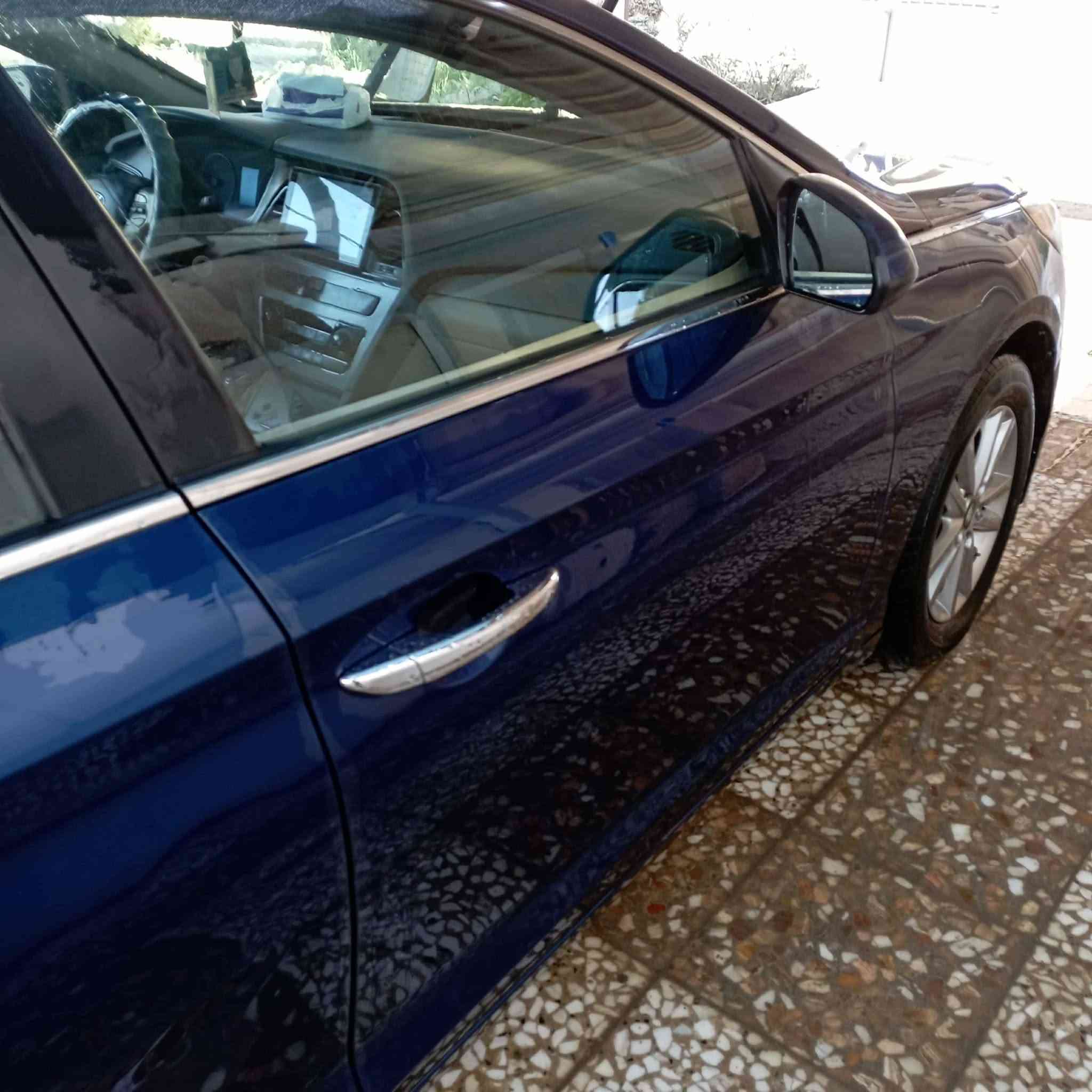 سلام عليكم سوناتا أمريكي 17 رقم أربيل نكليزي بسمي بيها صبغ بنيد فقط سياره جديده ماشيه ١٣٠ السعر ١١٦ اي ستفسار اتصل *********** /***********
