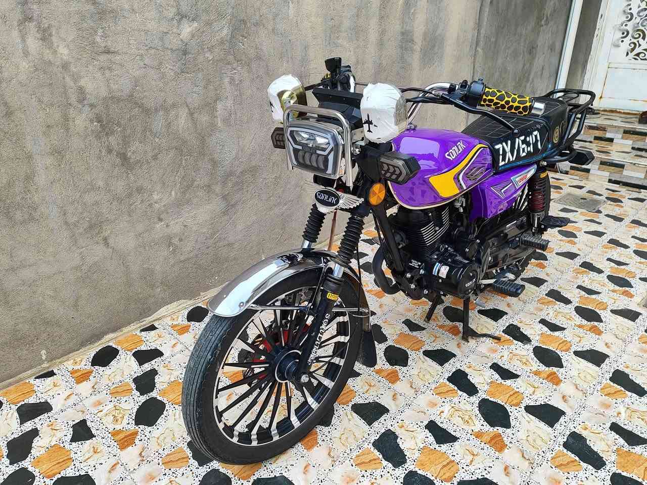 دراجه سولنك موديل 25 نضيفه بصمه ورقه منفيس السعر 850 وبيهة مجال بصيط مكاني رمادي التأميم رقمي ***********
