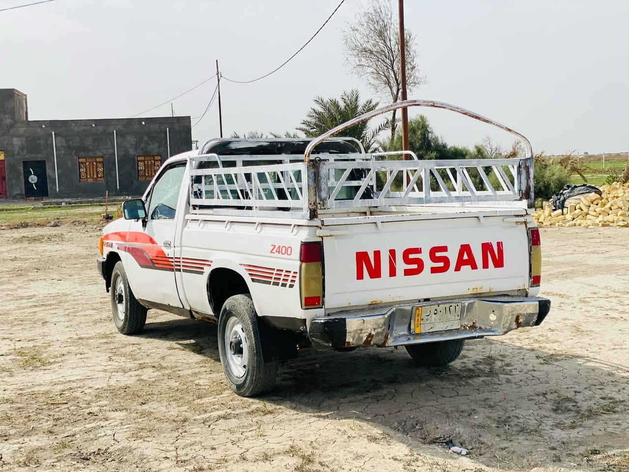 سلام عليكم نيسان 90 رقم مثنى شرط تحويل كير ومحرك وشاصي لشرط سياره بلاديه جاهزه من كلشي سعر 27 وبيه مجال *********** مكان سماوه الخضر
