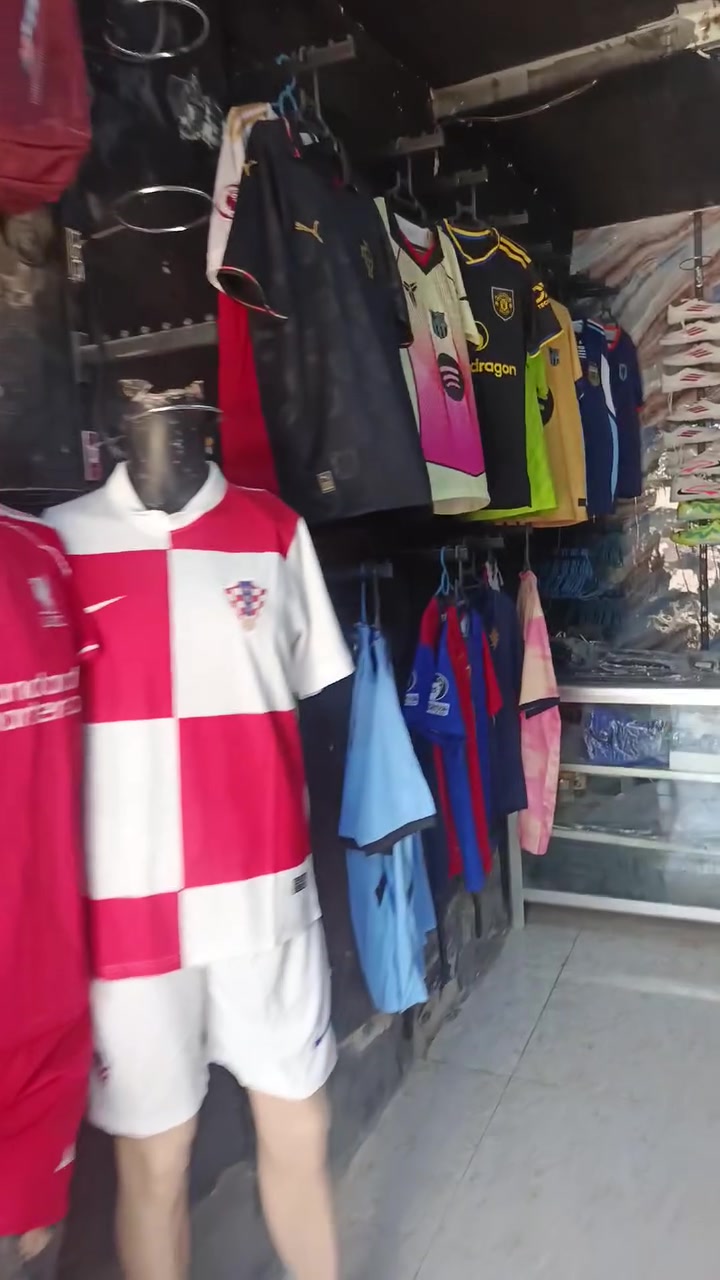 السلام عليكم
محل لبيع تواصل خاص 
مكان المحل بغداد ابو غريب الشهداء شارع المدارس قرب متوسط الرياض


**إذا كنت صاحب هذا الإعلان وتريد حذفه لأي سبب، رجاءا أرسل رسالة إلى الدعم الفني**
