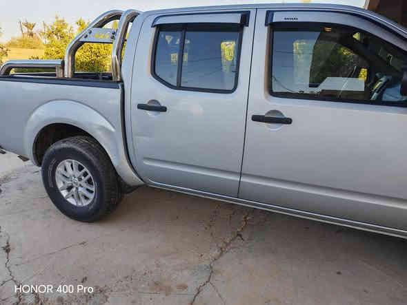 السلام عليكم من رخصة الادمن المحترم تحياتي لجميع اعضاء الگروب 
للبيع نيسان فرونتير دبل قمارة كير ومحرك باذفايندر ٦ سلندر وارد امريكي بيها جاملغ امامي فقط بدون شاصي بدون لغد بأسمي تحول مباشر رقم ديالى السيارة على ايد وحدة صارلها سنتين مامتعوبة نظيفة جداً ومخدومة سيرفس للأخير منظومة بانزين جديدة كير محرك تبريد كله شرط الفحص السيارة جاهزة من الدعامية للدعامية بيها كم رصعة موضحة بالصور تطلع عالبارد تبريد شرط ثلج بالصيف ماينحمل الا تنصي السيارة ترايك للبصرة مكانها بغداد السيدية او الدورة للتواصل على الرقم 
السعر ١٥٥ ورقة وبيها مجال 
***********
