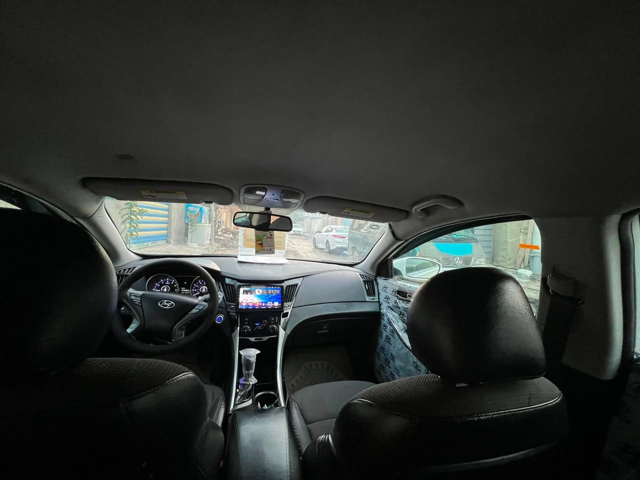 سوناتا ٢٠١١ أمريكي ( مكينة GDi 2400جديدة 

گير جديد وحدادية جديدة تبريد ثلج السيارة ما ناقصها شيء 

رقم بغداد ( هزة جديدة . لوحات جدد . ب اسمي السيارة ) 

سيارة مال جناااي .. 

السيارة كدام عينك ..  بيها شكم قطعة 

أبيع حزام …  مكان كربلاء طويريج 

السعر 80 وبيها مجال . ❤️‍🔥

***********
