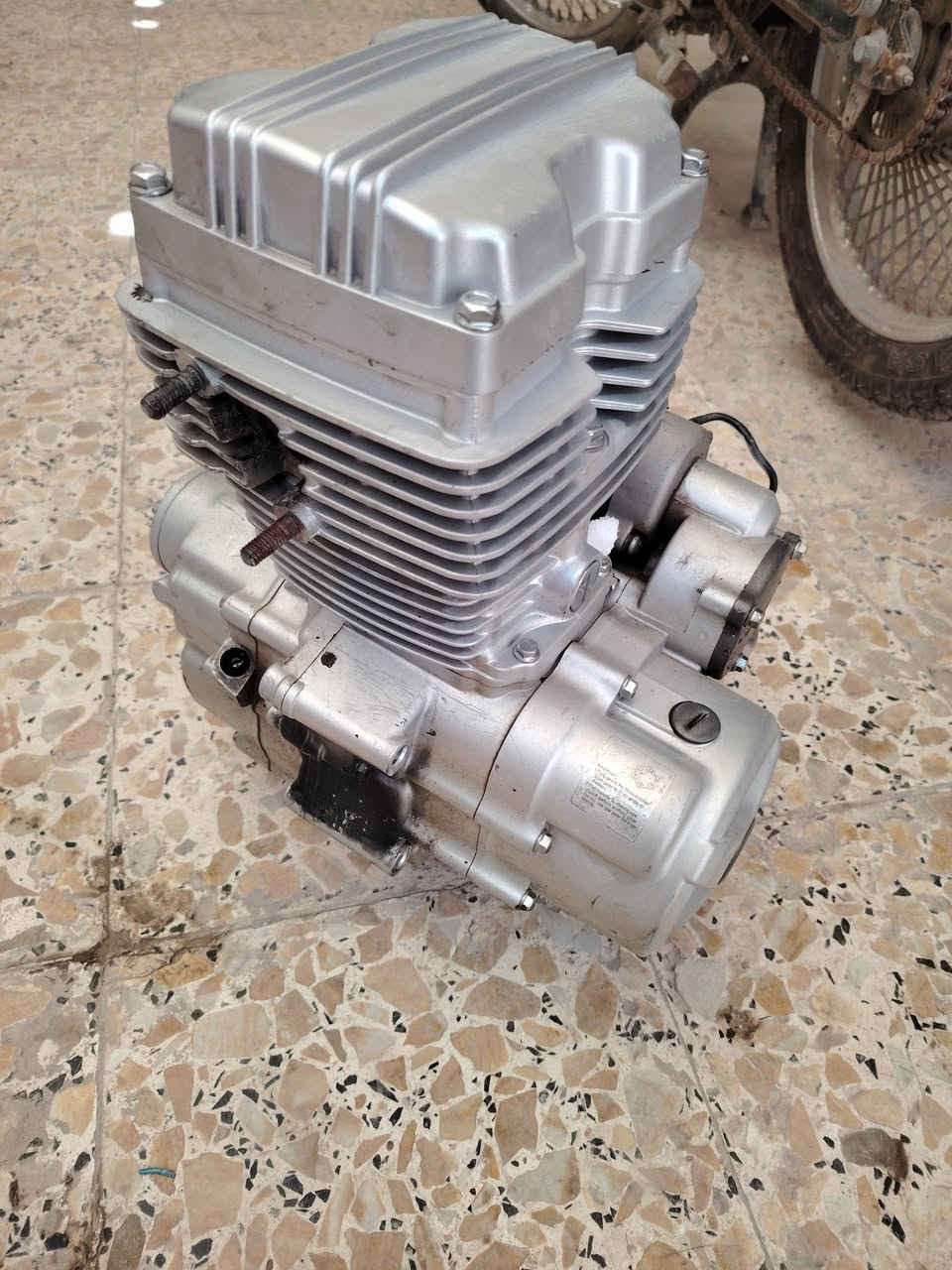 محرم داييون جديد كدام العين فشكة جهة وحده فقط طاكة سعر قفل ١٠٠ الف


**إذا كنت صاحب هذا الإعلان وتريد حذفه لأي سبب، رجاءا أرسل رسالة إلى الدعم الفني**