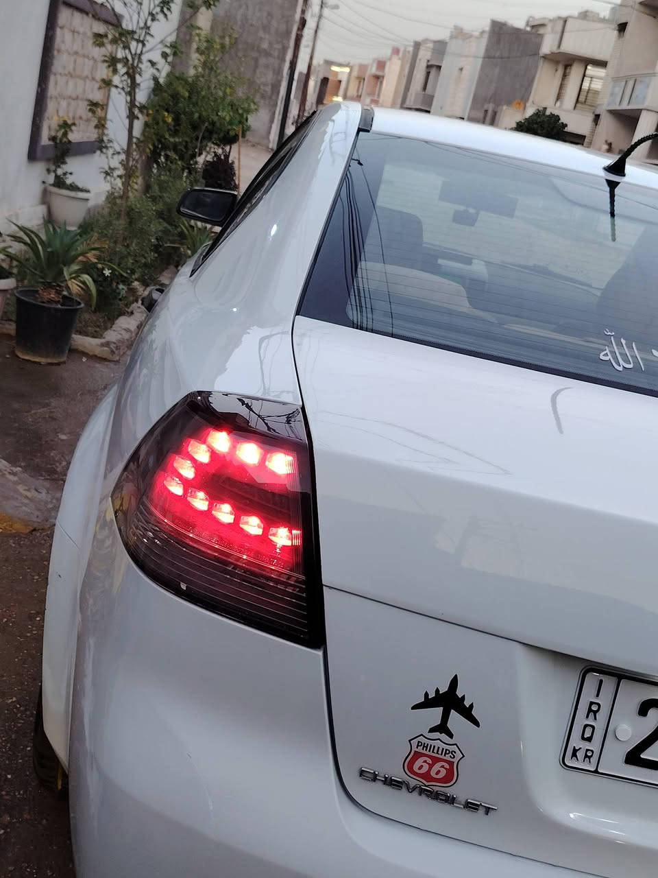 السلام عليكم شوفرليت لومينا 2008 Ls محرك ٣٦٠٠ سياره جاهزه تحكم استيرن مكينه وكير خير من الله صدر أمامي خلفي كله جديد كشن كهربائي سياره نضيفه قطعتين صبغ جاملغ أمامي وباب جهت السايق نقص بس تبريد رقم اسليمانية السعر ٨٥ بيها مجال مكاني بغداد ***********
