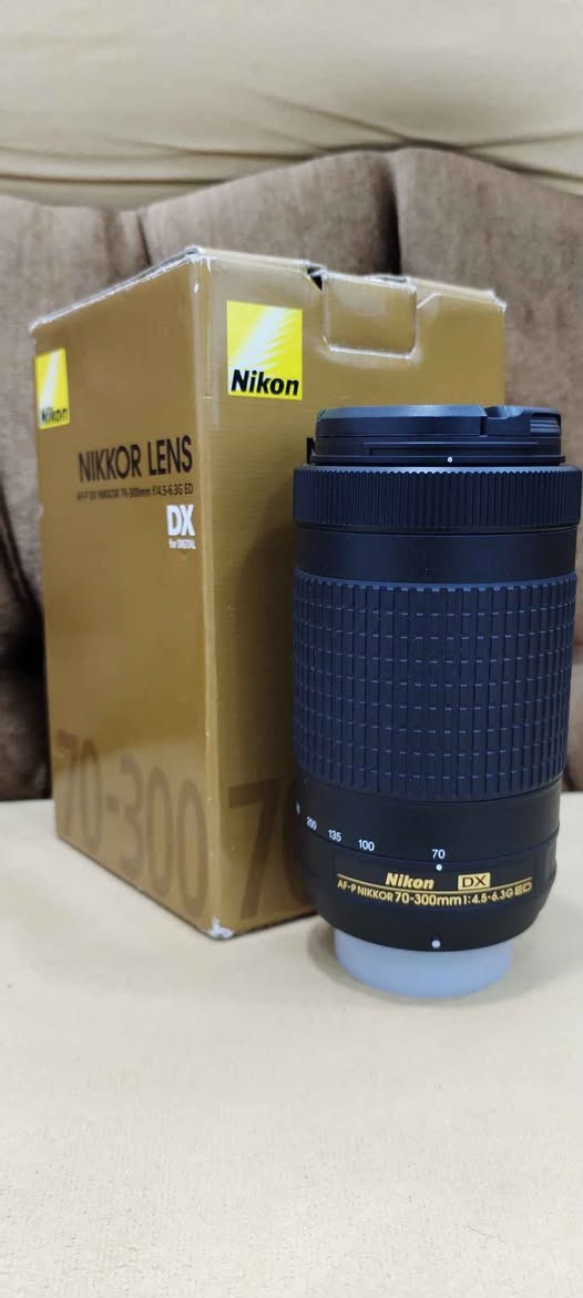 للبيع كاميرا Nikon D610 بحالة ممتازة
▪️ كاميرا Nikon D610 (فل فريم)
▪️ عدسة Nikon 18-140mm VR
▪️ عدسة Nikon 70-300mm AF-P DX
▪️ جنطة أصلية
▪️ شاحن
▪️ رام 32GB
▪️ الكاميرا والعدسات بحالة جيدة وجاهزة للاستخدام
مناسبة للتصوير الاحترافي، المناسبات، والطبيعة.
💰 السعر: (900)
📩 للاستفسار أو المعاينة مراسلة خاص.
***********
