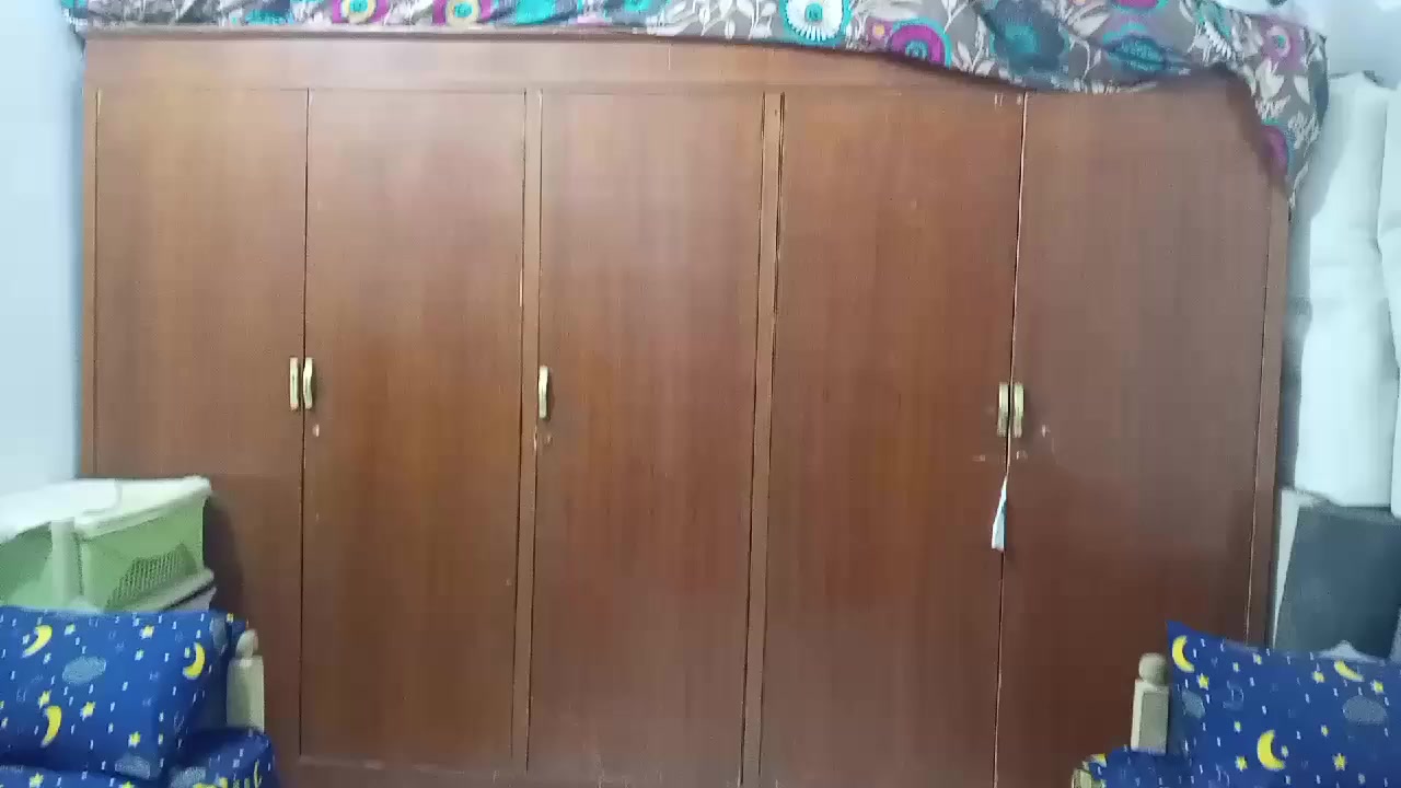 كنتور نظيف كلش السعر 180لف تعال خاص المكان شطره


**إذا كنت صاحب هذا الإعلان وتريد حذفه لأي سبب، رجاءا أرسل رسالة إلى الدعم الفني**