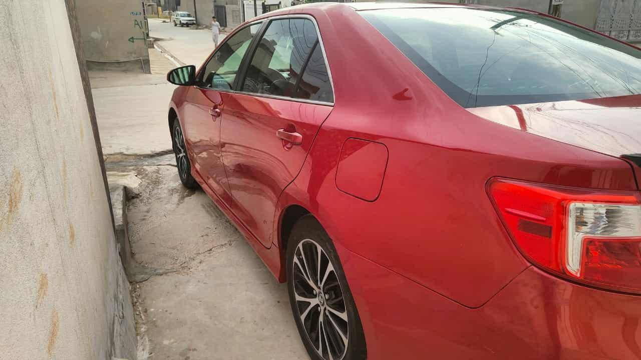 سياره كامري موديل 2012 فول مواصفات بصمه تنتا وارد امريكي ضرارها 4قطع  بدون دواخل رقمها السليمانيه  شرط التحويل السعر 125 وبيها مجال المكان بعقوبه الرحمه اتصل ***********
