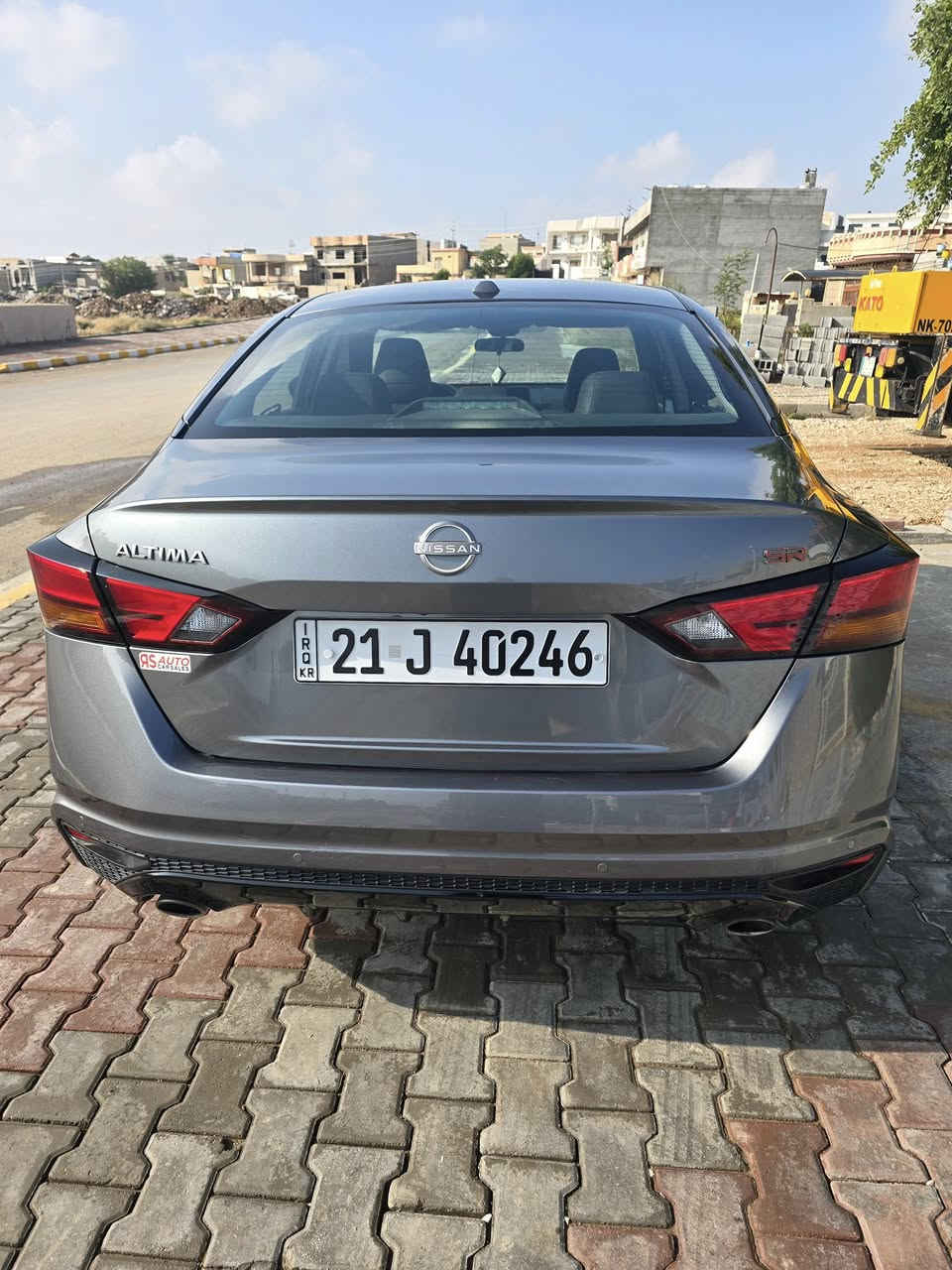 سلام عليكم
للبيع نيسان التيما SR 
موديل 2023
رقم سليمانيه 
بصمه 
تشغيل عن بعد 
بصمة أبواب وصندوق 
شاشه جبير 
كامره خلفي 
كامره دوار 
كشنات امامي كهرباء 
كشن هيتر 
رادار امامي 
رادار خلفي 
رادار جانبي 
حساس خلفيه 
تحكم استيرن 
لد امامي نهاري 
ويل كروم حجم 19 
/ تبديل بونيد فقط
سعر // 168$ ورقه وبيه مجال 
مكان سياره ديالى خانقين
***********
