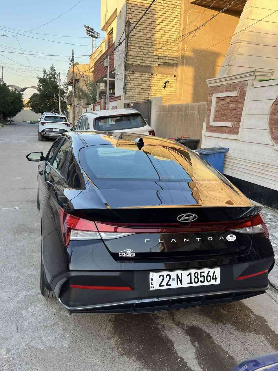 ⸻السلام عليكم

🚗 للبيع – Hyundai Elantra موديل 2024

🔹 محرك 2000 سي سي
🔹 الممشى: 24 ألف مايل فقط (بعدها زيرو)
🔹 السيارة شبه كلين

الحادث: دعامية فقط، مبدلة نفس اللون
بدون أي دواخل
مكفولة من أي بارد ومن أي صبغ

⸻

✨ المواصفات:
 • شاشة ديجتال
 • إنارة داخلية LED متغيرة الألوان
 • بصمة + تشغيل عن بعد
 • تحديد مسار
 • تنبيه بالمرايا (النقطة العمياء)
 • إشارات ترحيب
 • رادارات أمامي + خلفي + جانبي
 • لايتات أمامية LED (3 عدسات)
 • تحكم كامل بالستيرن
 • تنبيه الخروج من المسار
 • Drive Mode
 • وباقي المواصفات المعروفة

⸻

💰 السعر: 16,500$ قابل للتفاوض بالمعقول 
📍 السيارة نظيفة جداً ولا تحتاج أي مصروف
  📍موقع السيارة _ بغداد 
📞 للاستفسار اتصال أو خاص
***********
