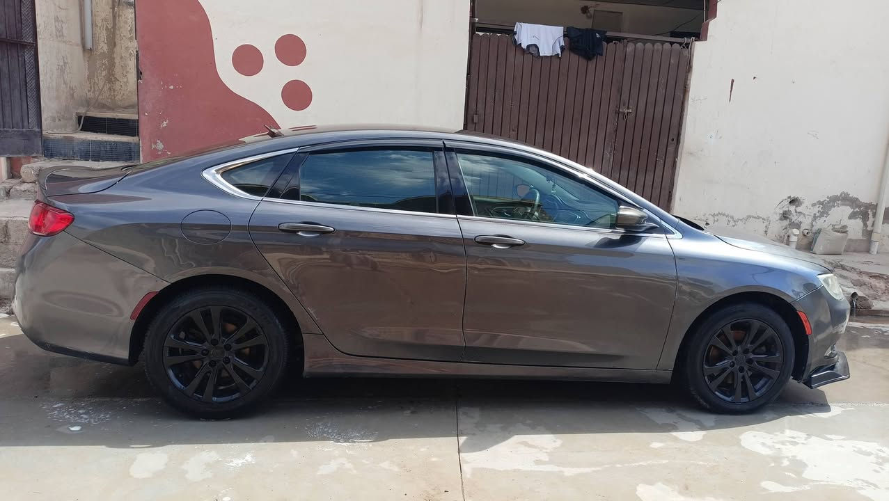 السلام عليكم
سي 200 كليسر للبيع ومرواس وترهم مقدمه زينه 

موديل 15 لون نفطي رقم اربيل نلكيزي 

كير ماوس 9 نمرة محرك 2400

هزة قبل يومين سويتها سنوية 2027 

طخم امامي وخلفي جديد قبل سبوع

تواير طخم كامل جديد 

ضرر قطعتين  راس الجملاغ الايمين ألامامي وبالباب شويه 

الا ستفسار اكثر رسالني خاص 

او اتصل على رقم بي وتساب 

***********
