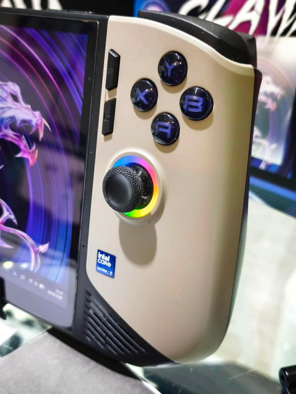 MSI CLAM 8AI SUPERPACK EDITION
جهاز نضيف كامل المحلقات مع الباك الخاص به


**إذا كنت صاحب هذا الإعلان وتريد حذفه لأي سبب، رجاءا أرسل رسالة إلى الدعم الفني**