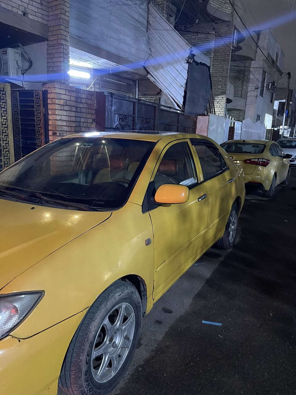 سلام عليكم 
BYD (f3)2011
كير ومحرك كورلا بيكاتشو 1600
السعر (53) ومجال بسيط 
السياره باسمي مكاني بغداد
***********
