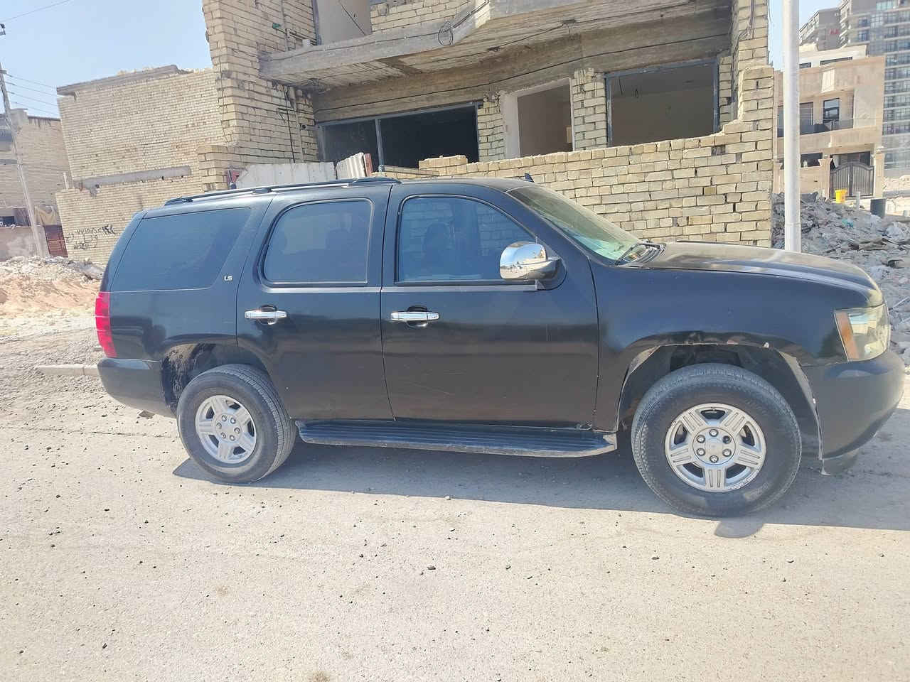 السلام عليكم سياره تاهو موديل ٩ سياره نضيفه كير مكينه مكفوله تبريد و تدفه مكفوله كهربايات شغاله بدون كص سياره جانت بيضه و مصبوغه اسود *********** السعر ٥٥ مكان بغداد شهداء البياع. و ترهم اقصاد بس كون. من بغداد. مقدمن. ٢٥  و بل شهر ٢. غير هيج ما بيع أدوات  أدوات
