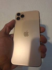 ايفون 11 برو ماكس • ٢٥٦ • بطاريه ٦٣%