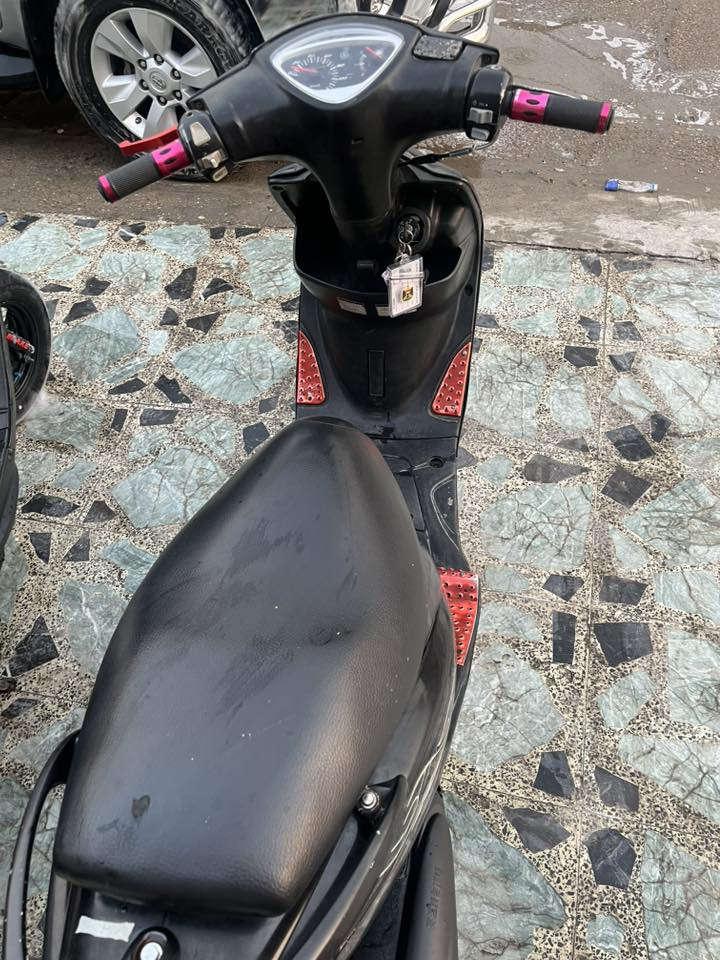 السلام عليكم 
Max Adla

للبيع او مراوس حسب القناعه دراجه حلوه ونامه ممفتوحه مكفوله من كولشي فقط كابريتر تجاري دراجه  بكل وقت نكره 

مكاني بغداد البياع  الشرطه الرابعه 

رقم ***********  
واتساب موجود
