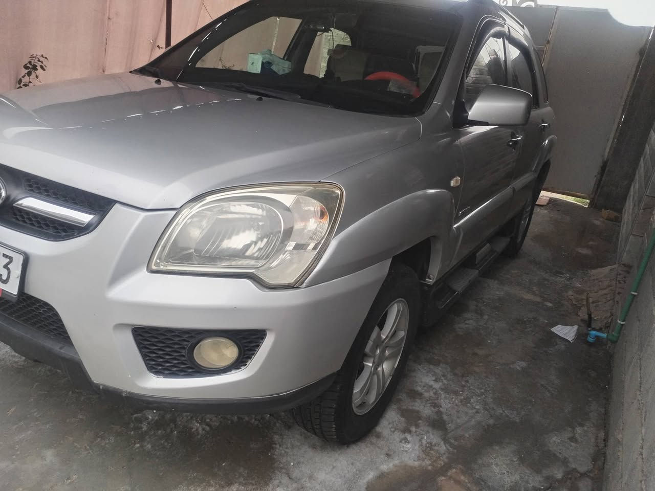 ام عليكم سبورتج ٢٠٠٩ مكينه ٢٠٠٠ المكينه مجفته مكينه وكير حداديه تبريد كله خير من الله وارد كوري بيها قطعتين باب السايق والوراها السعر ١١٥ وبيها مجال مكاني بابل محاويل ***********
