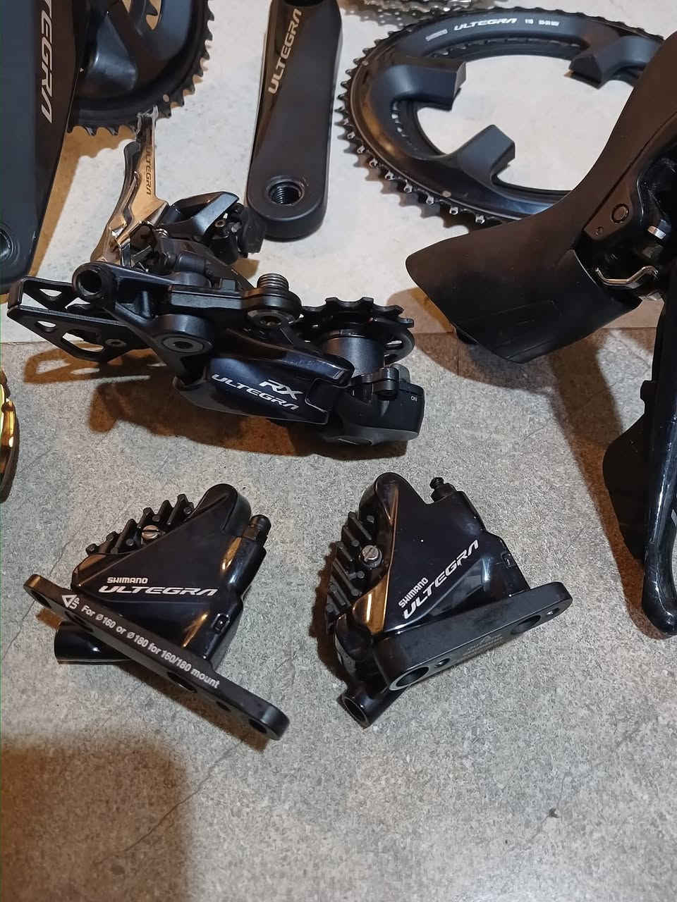 السلام عليكم كباتن يوجد سيت كروب شيمانو ماركة أوتيكرا موديل(8000)
دهن هيدروليك 
مجمع(50×34)أضافه؟ صواني معا السيت(53×39)ذراع 172
دشلي [11×30]
كباتن السيت نضافة/90%
السعر المطلوب[600$]
العنوان البصره الجمهورية{***********}
《تحياتي للجميع 》
